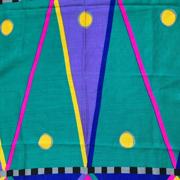 Liz Sinclair scarf - Picture 5 of 5